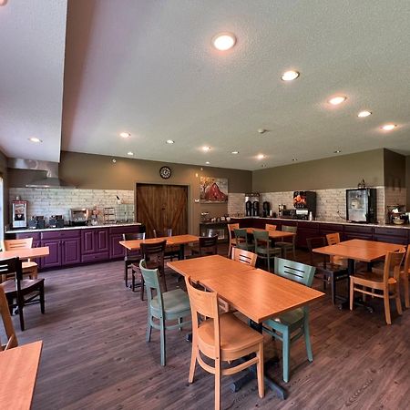 Country Inn Walker ภายนอก รูปภาพ