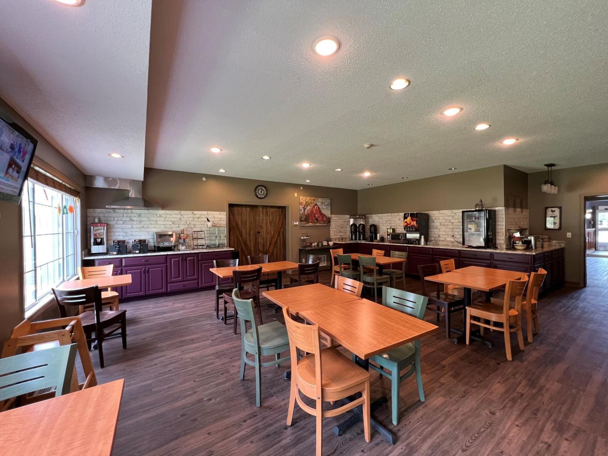 Country Inn Walker ภายนอก รูปภาพ
