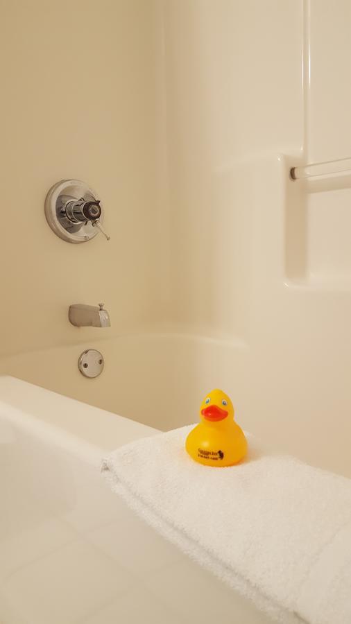 Country Inn Walker ภายนอก รูปภาพ
